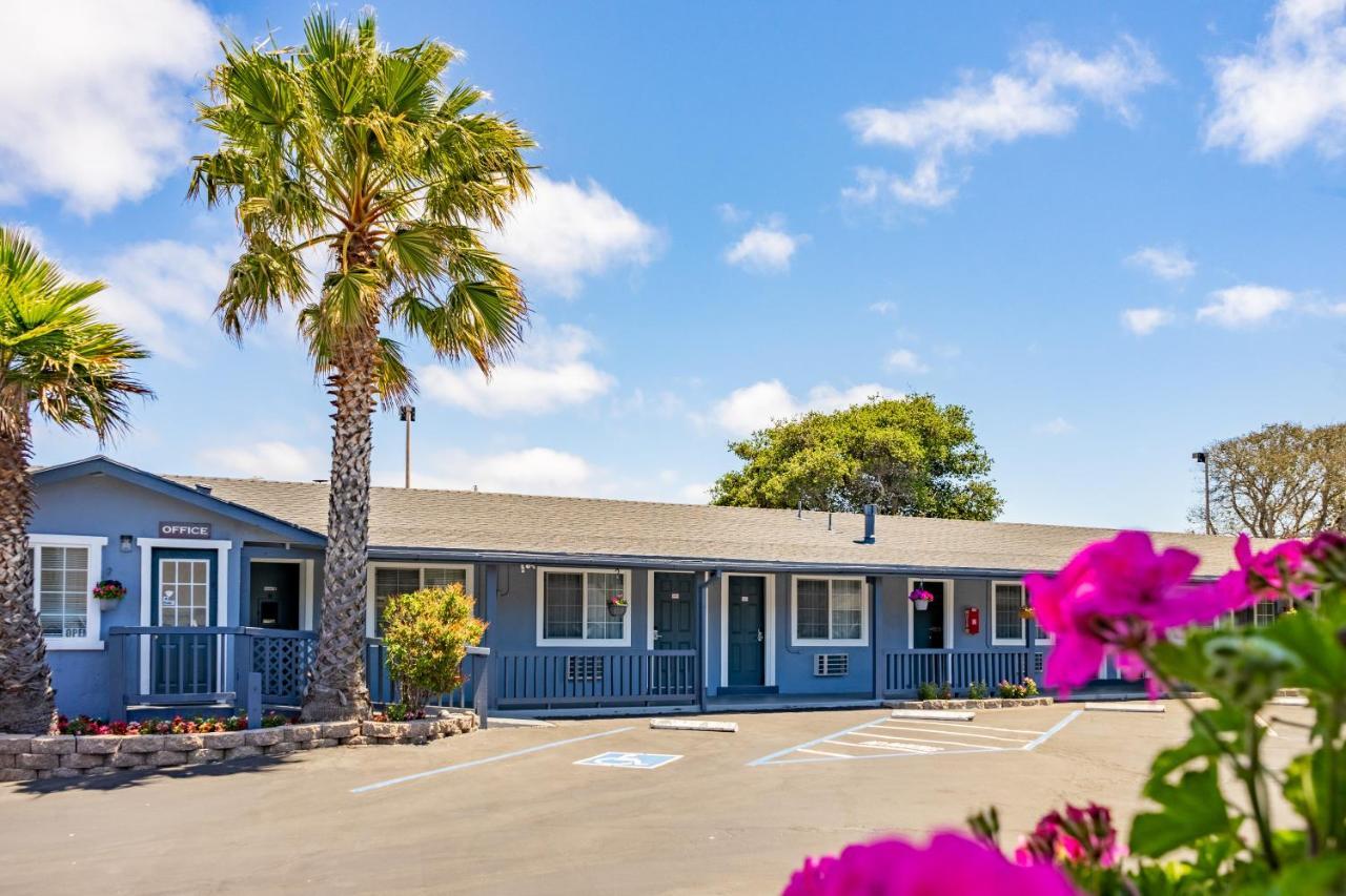 The Monterey Fireplace Inn Ngoại thất bức ảnh