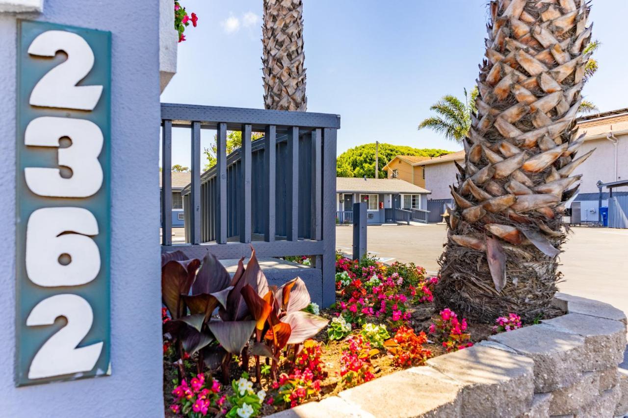 The Monterey Fireplace Inn Ngoại thất bức ảnh